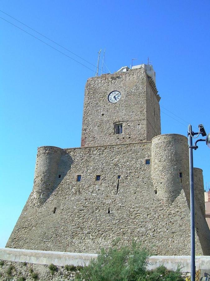 Room 369 Termoli Eksteriør bilde