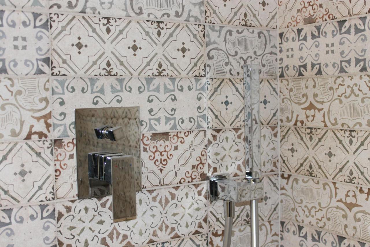 Room 369 Termoli Eksteriør bilde