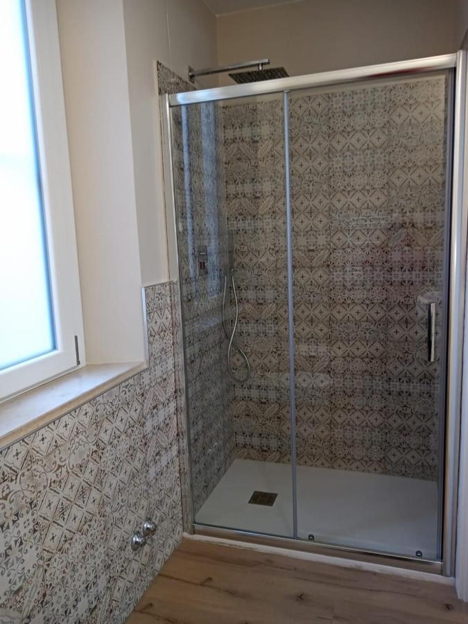 Room 369 Termoli Eksteriør bilde