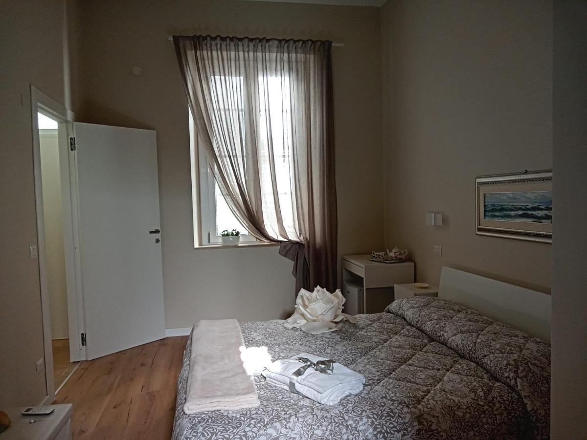 Room 369 Termoli Eksteriør bilde