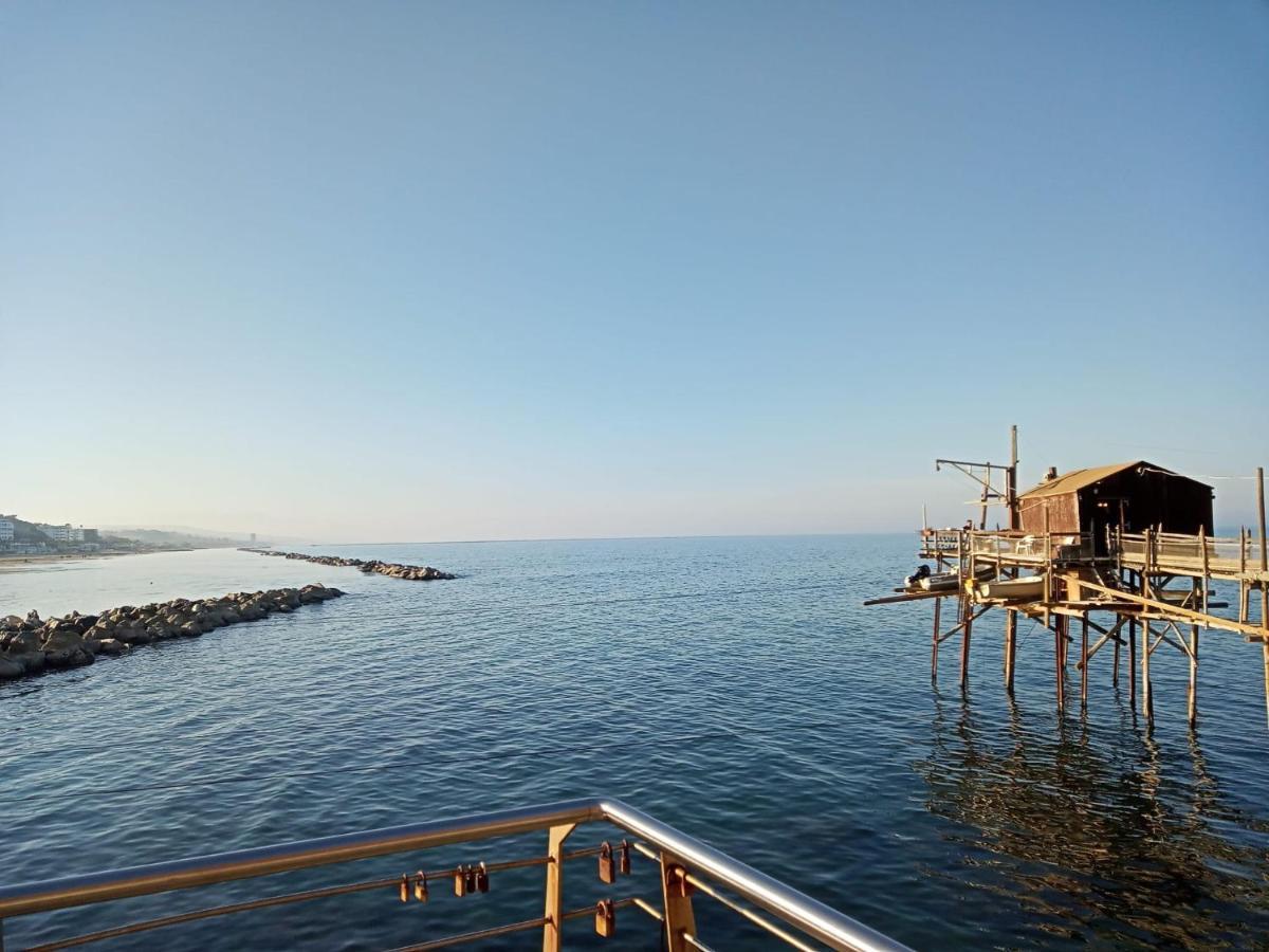 Room 369 Termoli Eksteriør bilde