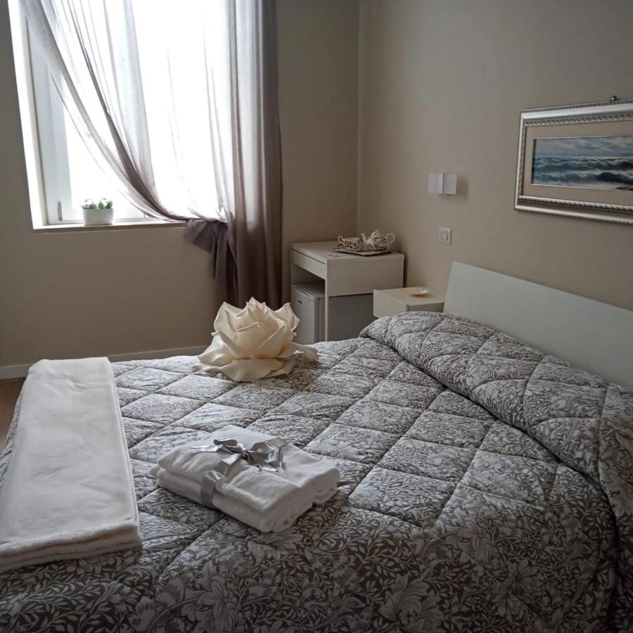 Room 369 Termoli Eksteriør bilde
